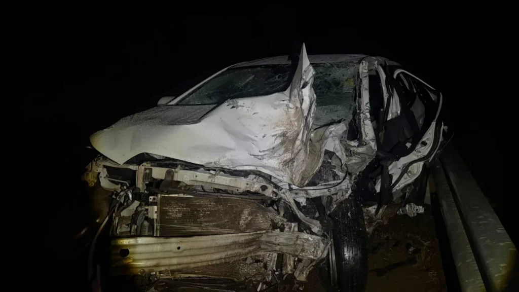 Batida na BR-267: jovem morre preso às ferragens em Jardim