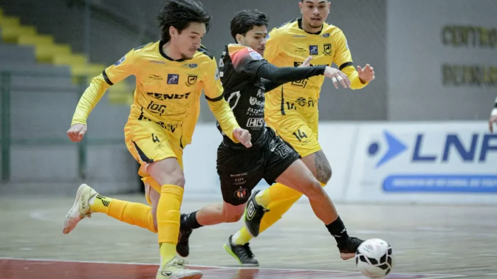 Juventude perde para Blumenau e segue fora dos playoffs da LNF