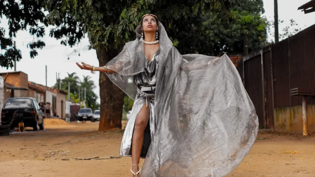 Mel Dias: Deusa da Favela que dá voz à quebrada