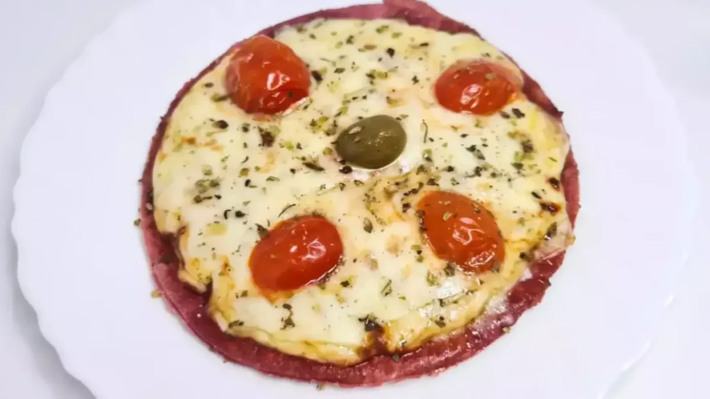 Pizza de beterraba: receita saudável e colorida