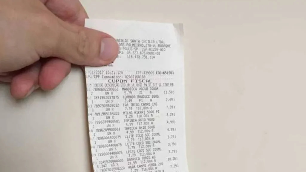 CPF na nota pode render até R$ 300 mil em sorteio