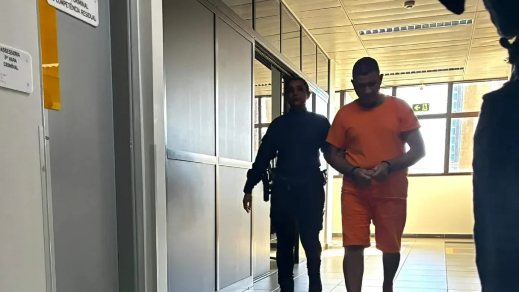 Acusado de matar subtenente pioneira da PM dá versão à Justiça