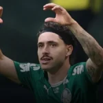 Palmeiras goleia Fortaleza e encaminha vaga nas quartas