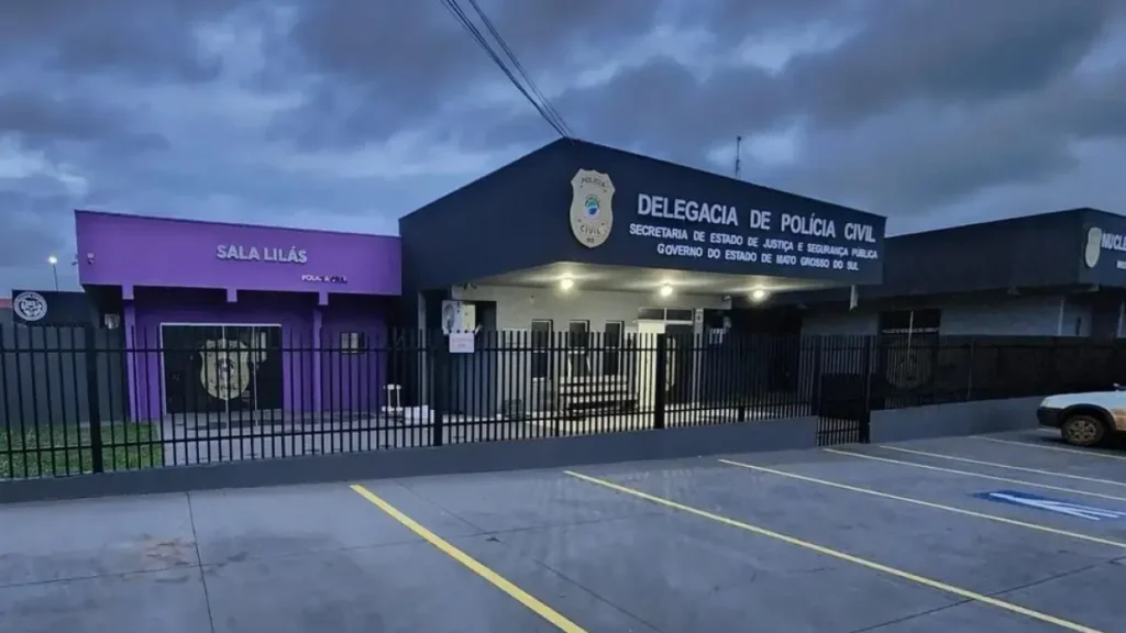 Jovem é morto a tiros ao abrir portão em Costa Rica