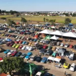 Retrocar MS: centenas de carros antigos na Praça do Papa