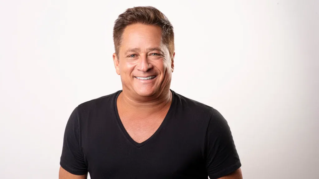Leonardo fará show gratuito em Campo Grande na Expogenética MS