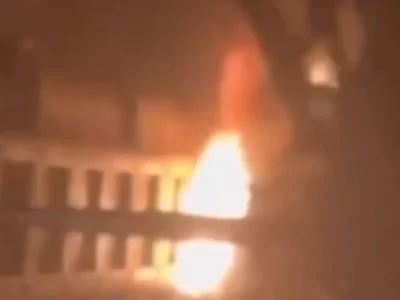 Carreta tomba sobre carro, pega fogo e mata 5 em MS
